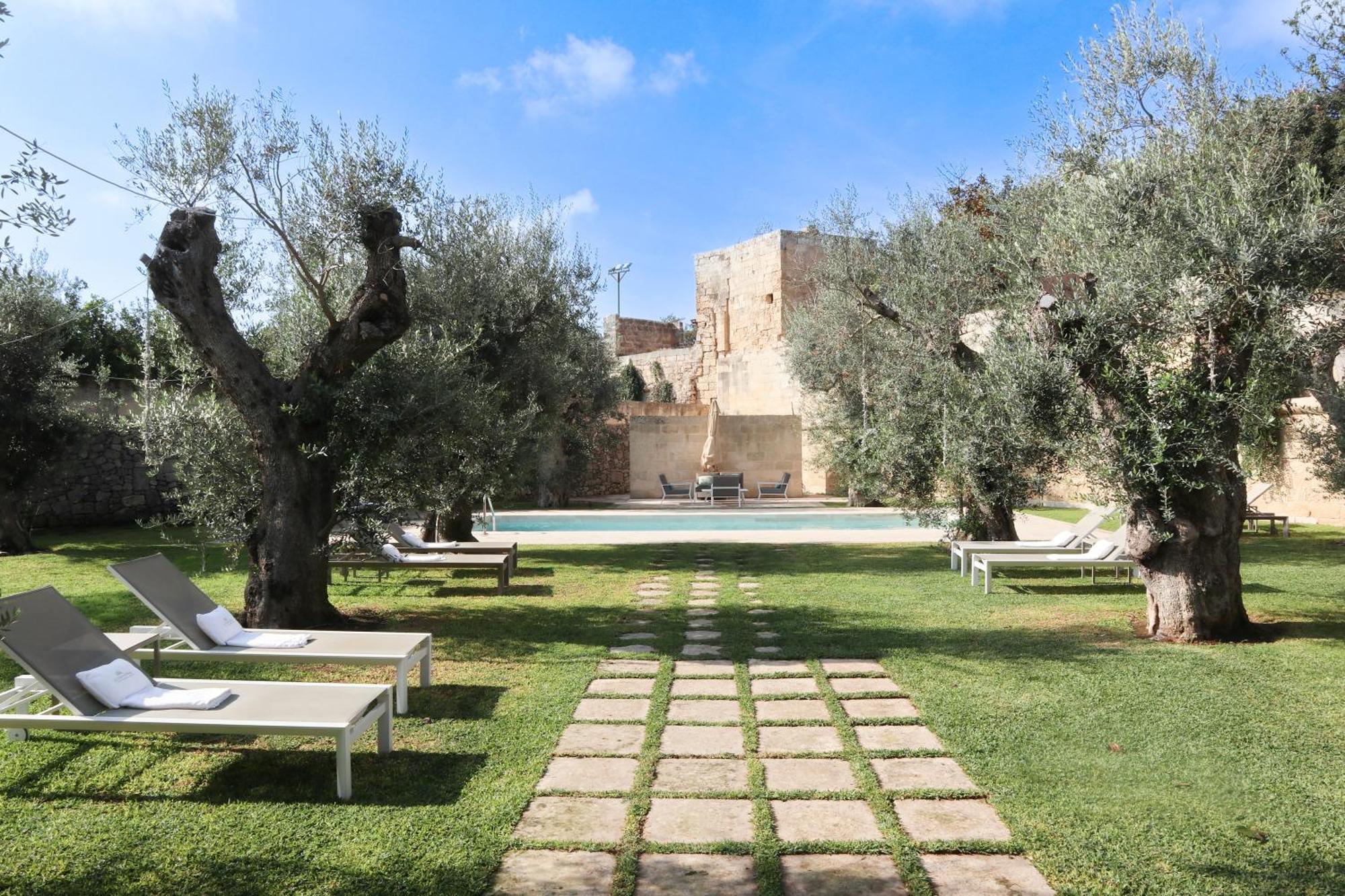 La Fiermontina Luxury Home Hotel Лече Екстериор снимка